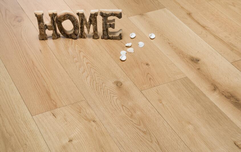 为什么用实木地板装饰？